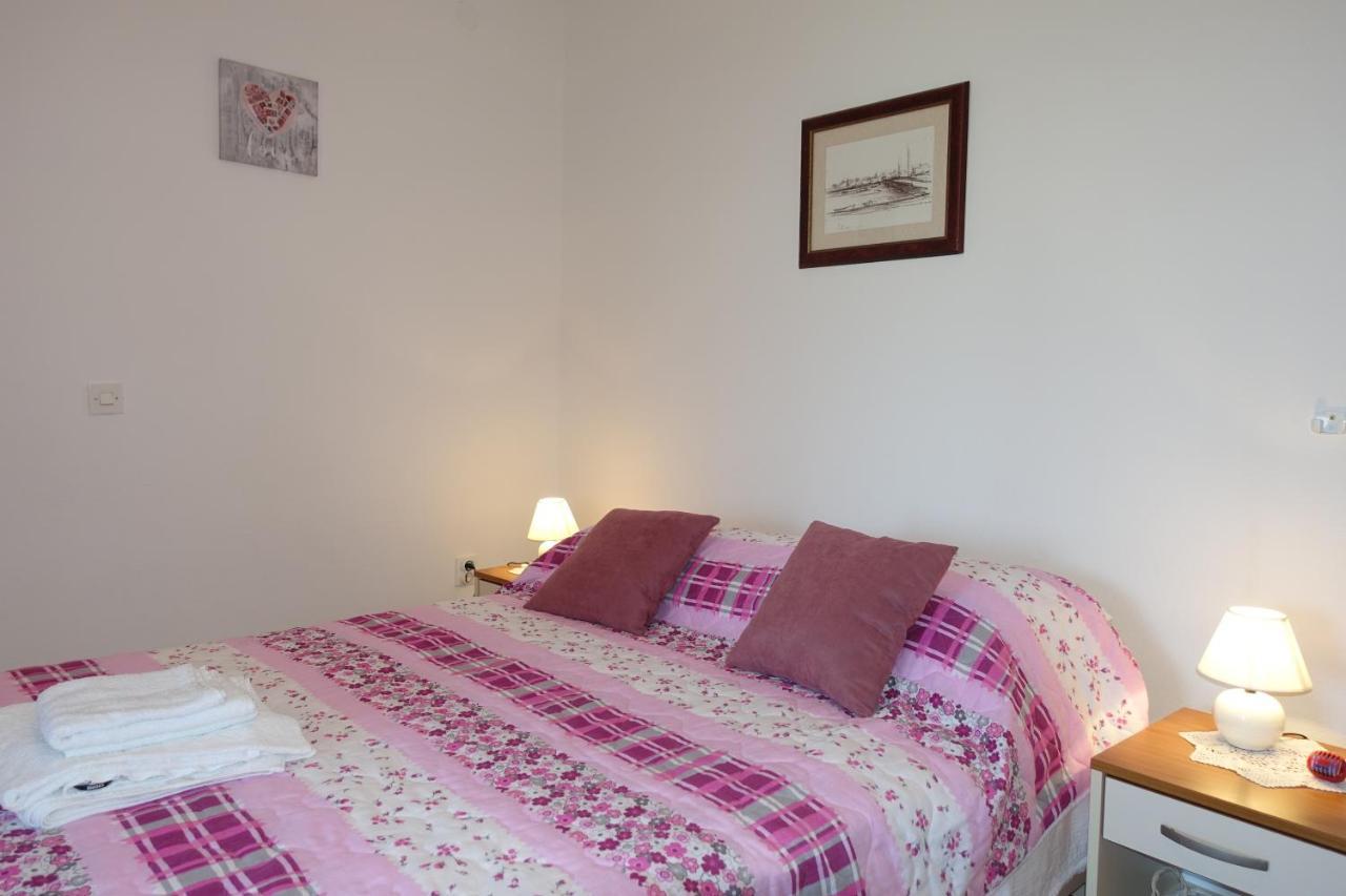 Apartments And Rooms With Parking Space Nin, Zadar - 5805 Екстер'єр фото