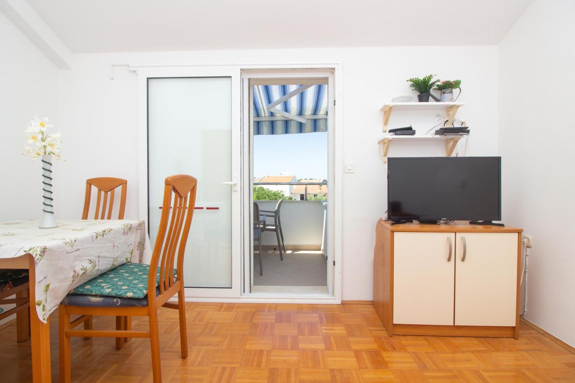 Apartments And Rooms With Parking Space Nin, Zadar - 5805 Номер фото