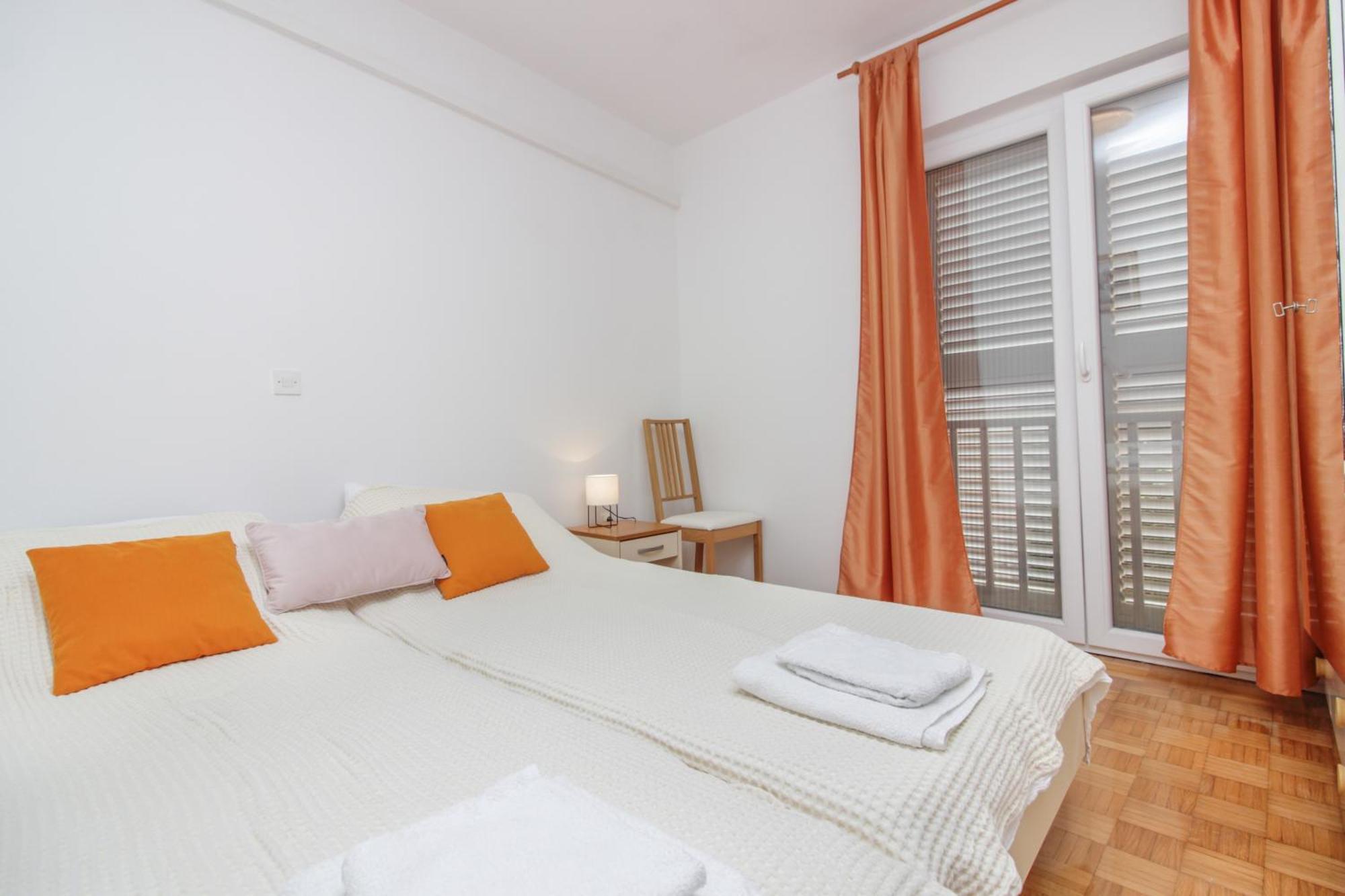 Apartments And Rooms With Parking Space Nin, Zadar - 5805 Номер фото